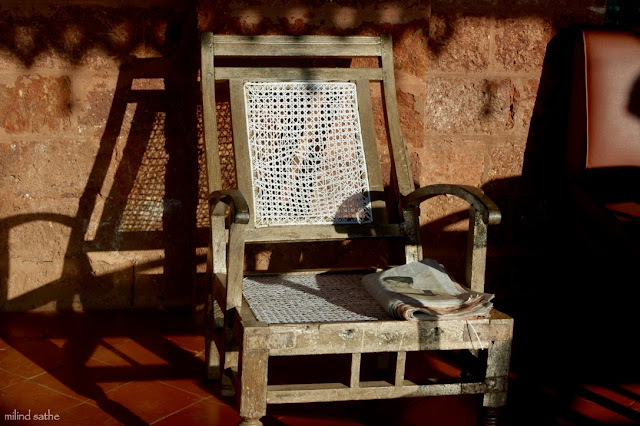 The place to be - Chair at Hindu Gymkhana, Mahabaleshwar - photo by Milind Sathe