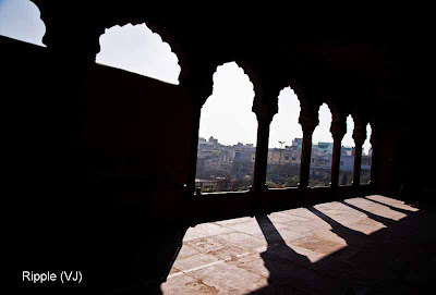 Posted by Ripple (VJ) : Delhi 6 - Jama Masjid : Light Patterns Through the Arches 