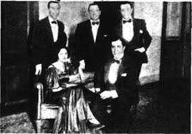 Charlo con Mercedes  Simone,  Gardel, Francisco Canaro y Osvaldo Fresedo, en 1933.
