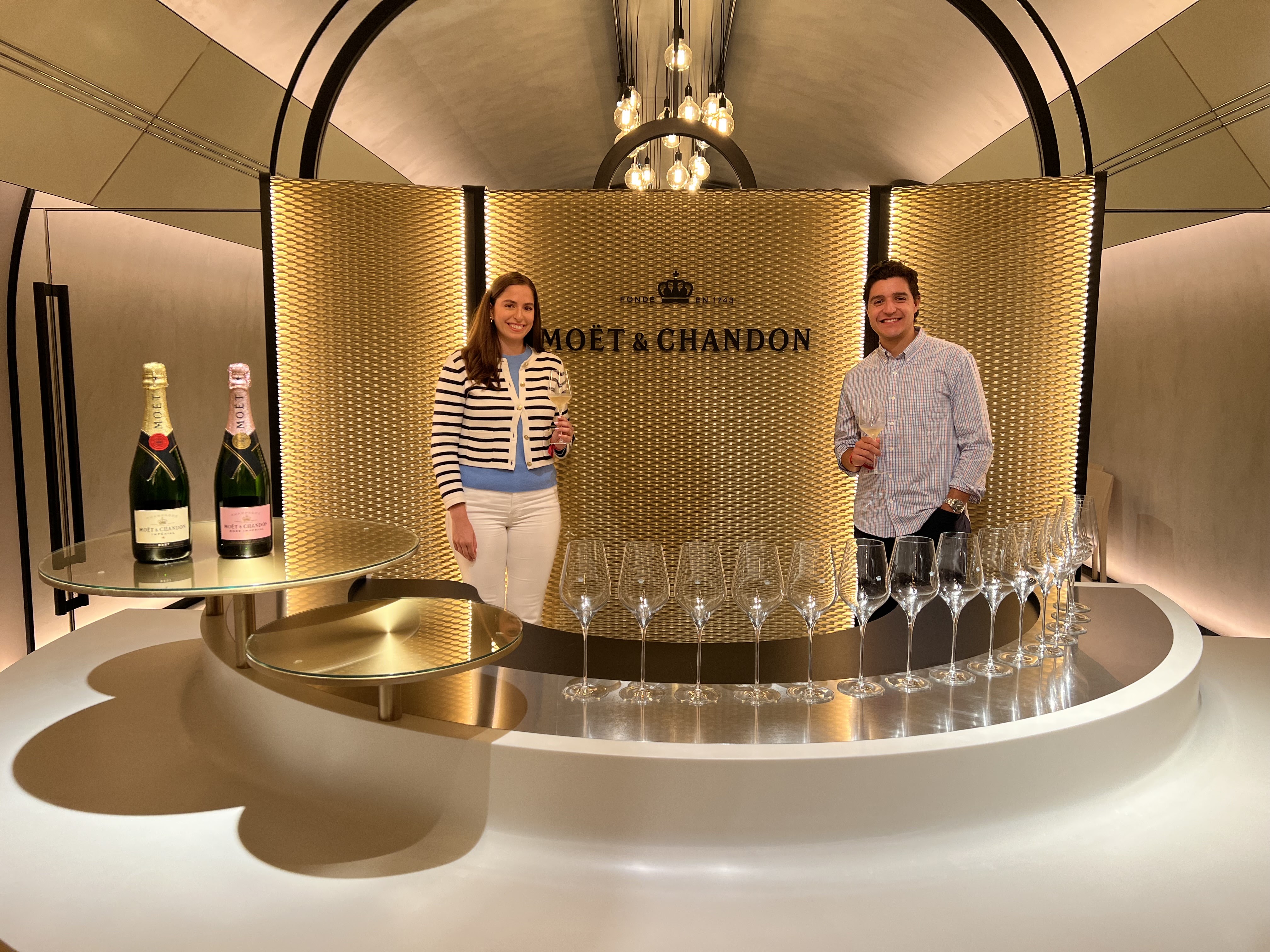 champagne tastings, france, paris day trips, champagne france, moet, veuve clicquot, french champagne house