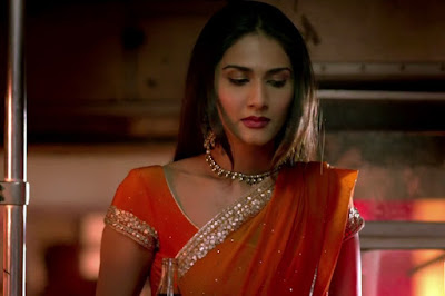 VAANI KAPOOR HD AND LATEST PHOTOS  50