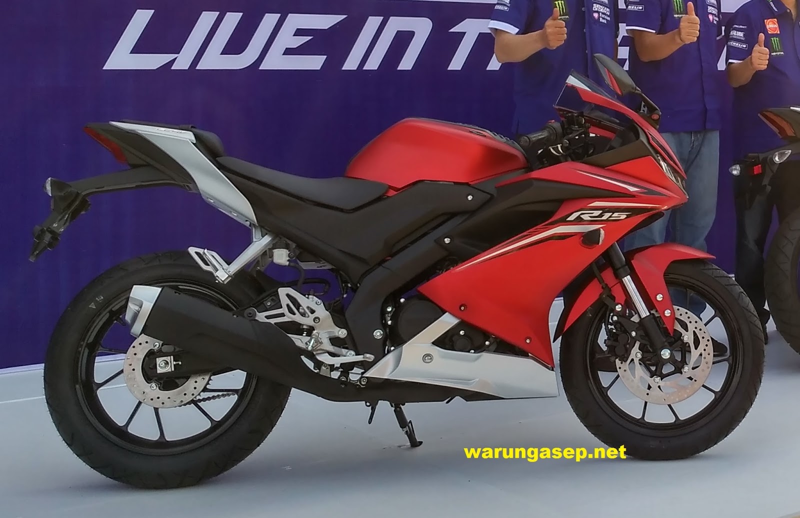 Kumpulan Foto Detail Dan Fitur All New Yamaha R15 2017 MOTORJIPICOM