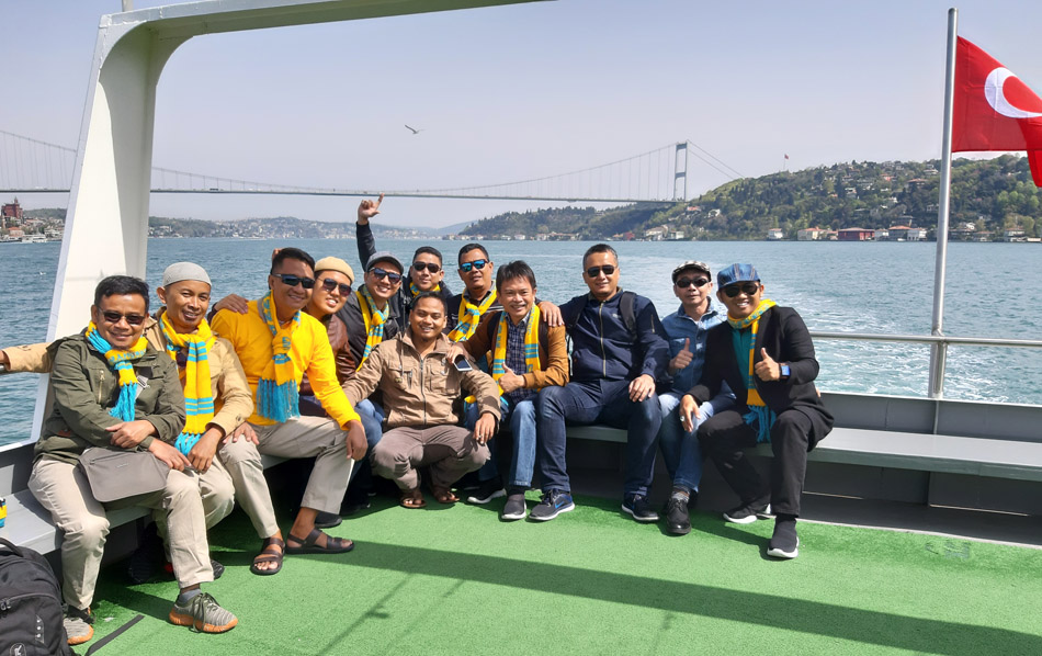 jamaah umroh plus turki bosphorus cruise