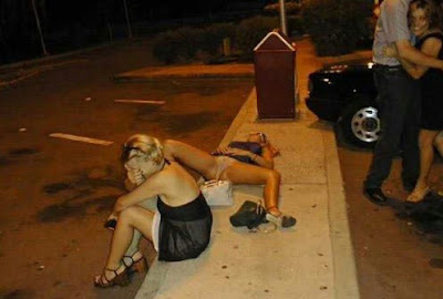 Hilarious Photos Of Funny Drunk People