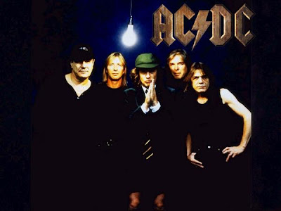 AC/DC se queja de la corrupción en Rumania