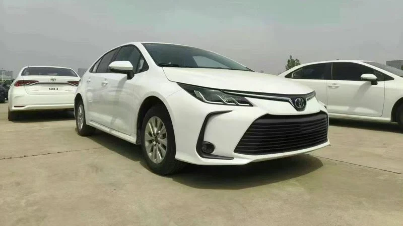 2025 Toyota Corolla Sedan 1.8L Hybrid Electric