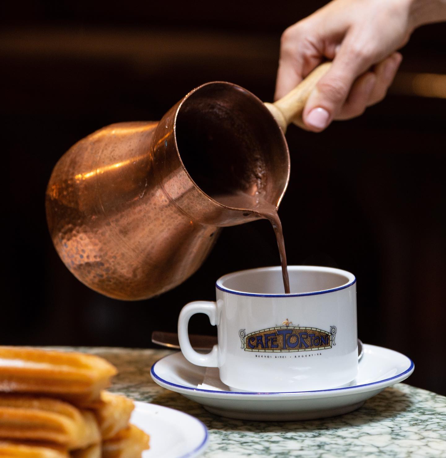 Café Tortoni - um clássico em Buenos Aires