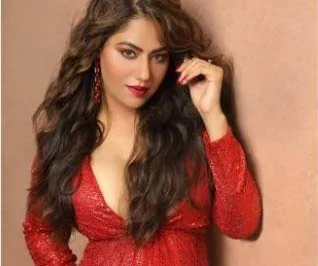 Tanya Desai Wiki, Web Series List, Biography, Height, Weight, Age, Husband, Family, Wallpapers