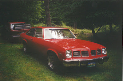 1975 Pontiac Ventura in Rainier, Oregon, in June 2000