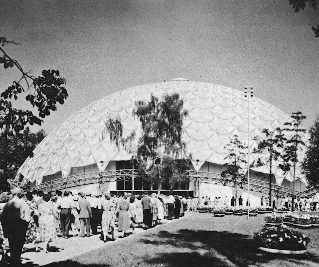 the 1959 American National Exhibition in Moscow photograph