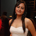 Sonakshi+Sinha+Hot+and+Sexy+Picture+(1)