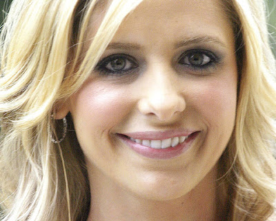 Sarah Michelle Gellar Wallpapers