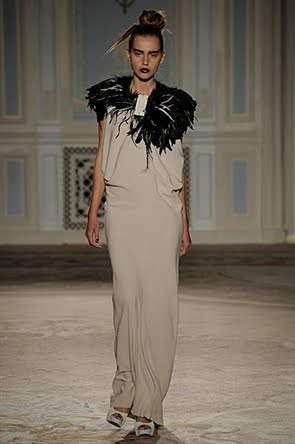 London Fashion Week A/W 2011 — Maria Grachvogel