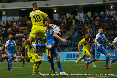 Both Tampines (yellow) and Warriors (blue) are our rep in AFC Cup