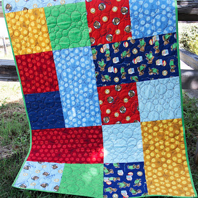 http://www.fatquartershop.com/button-quilt-kit