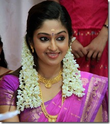 mithra_kurian_cute_in_saree_stills