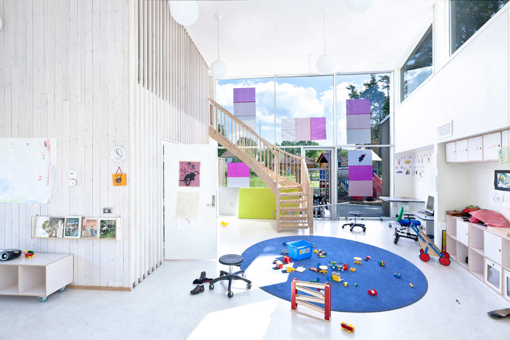 Modern Interior Pictures Of Luxury Daycare