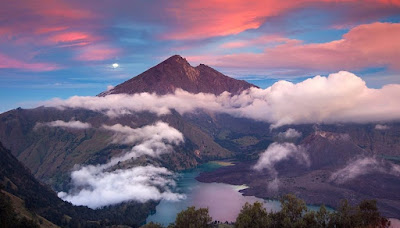 Longsor di Lereng Gunung Rinjani Akibat Gempa Lombok