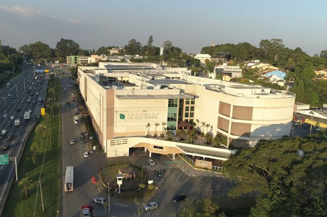 Shopping Granja Vianna convida a família para a programação Som na Praça