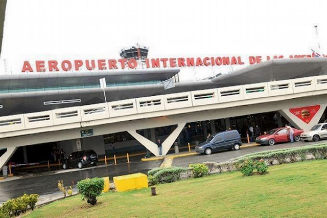 Avión procedente de Islas Turcos y Caicos aterriza de emergencia en Las Américas