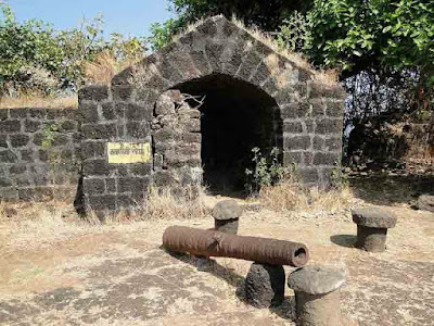 A picture of the ancient witch cannon
