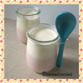 Vasitos de fresas con nata