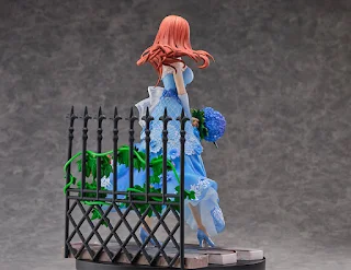 Shibuya Scramble Figure 1/7 Miku Nakano [ Floral Dress Ver. ] - The Quintessential Quintuplets, eStream
