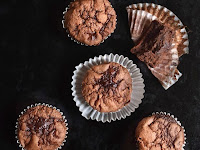 Muffin Brownies Pisang | Muffin-Shaped Banana Brownies