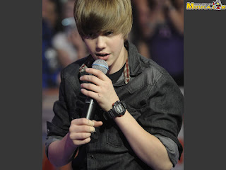 Justin bieber wallpapers singing