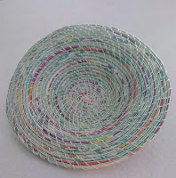 mand coiling papier draad, papierkunst