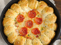 Garlic Bread Pizza Dip