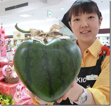heart-shaped-watermelon