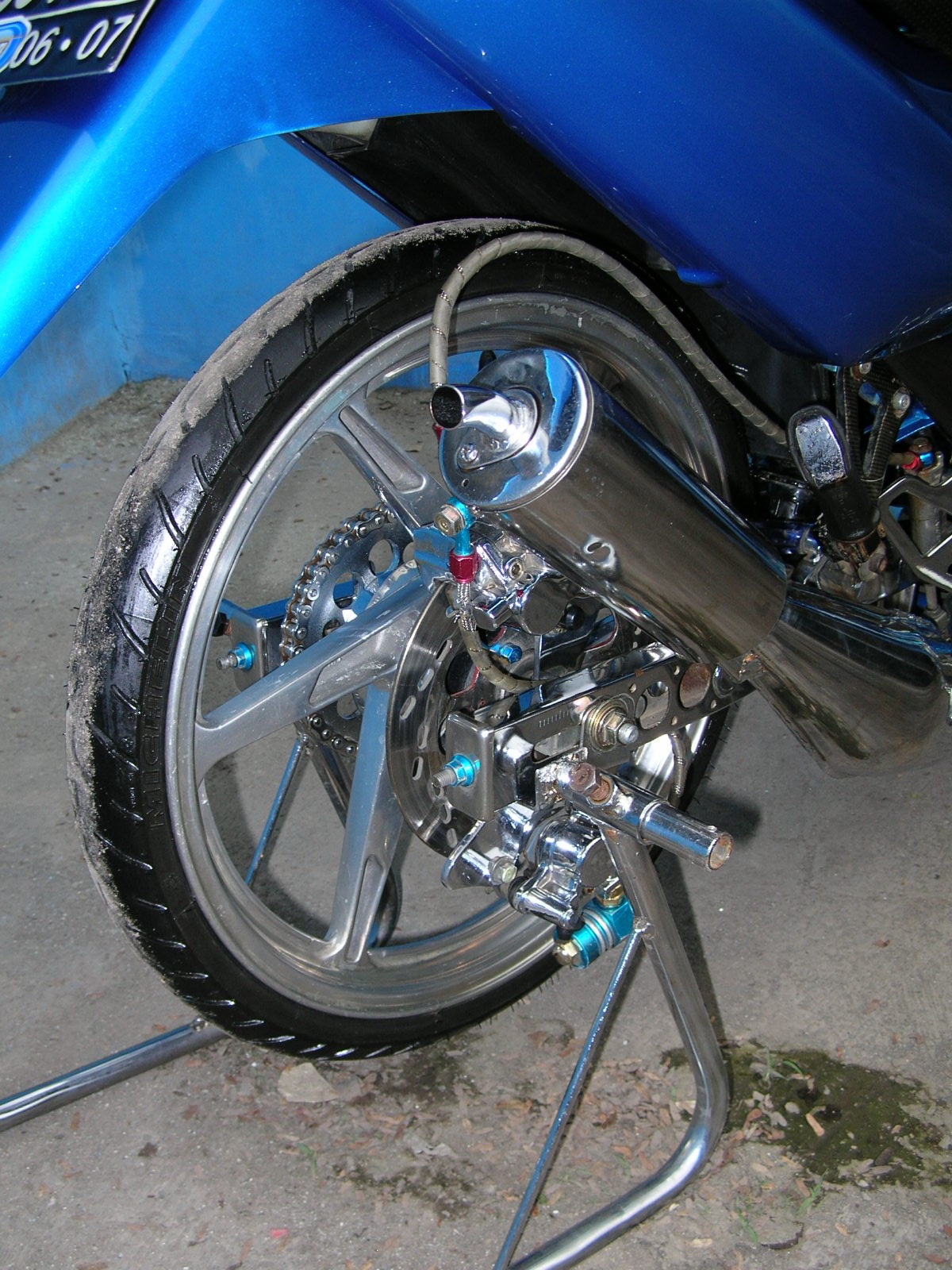 Modif suzuki satria blue color airbrush  motor modif 