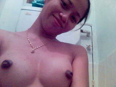  Gadis Baju Kurung Bogel 13 Malay girl shows her pussy and dark nipples 