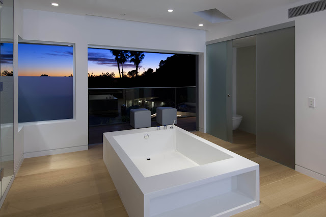 Picture of white modern bathtub in the bathroom