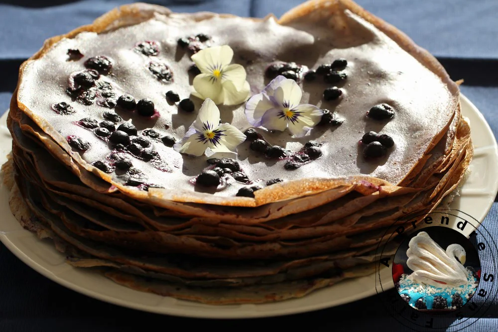 Crêpes violettes aux myrtilles