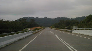 Gambar 2 Laluan Keruak Gunung Bongsu Kuala Berang Gua Musang