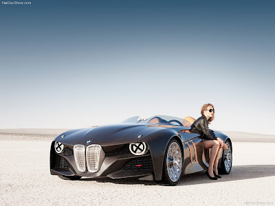 BMW-328_Hommage_Concept_2011Wih_female_model