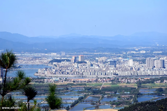 Zhaoqing attracts investment from all over the world