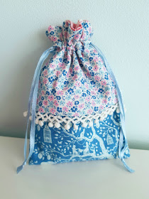 Cute little drawstring bags made with Tilda Lemontree fabric