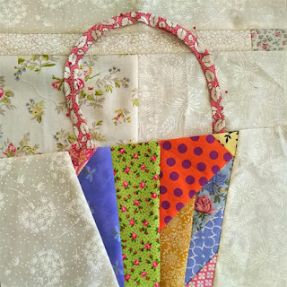 #QuiltBee: wonky basket quilt block