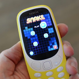 Nokia 3310 is back - and it even has Snake