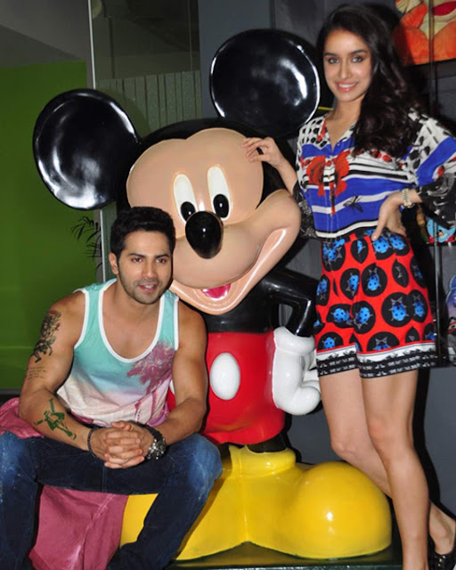 Varun Dhawan & Shraddha Kapoor Couple Wallpaper Download