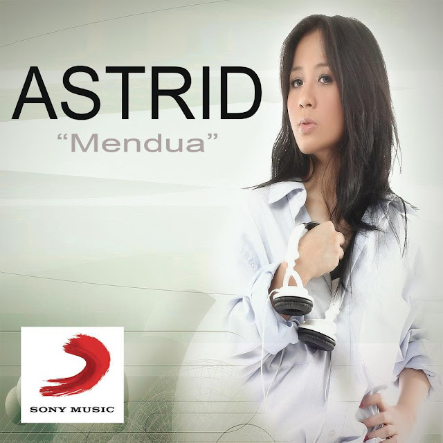 Lirik Lagu Astrid - Mendua