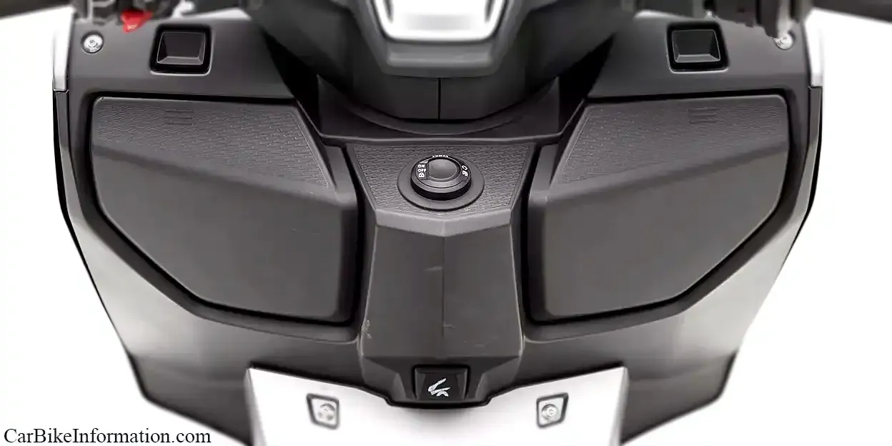 BMW C 400 GT Glove Box