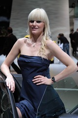 geneva_booth_babes_27_01