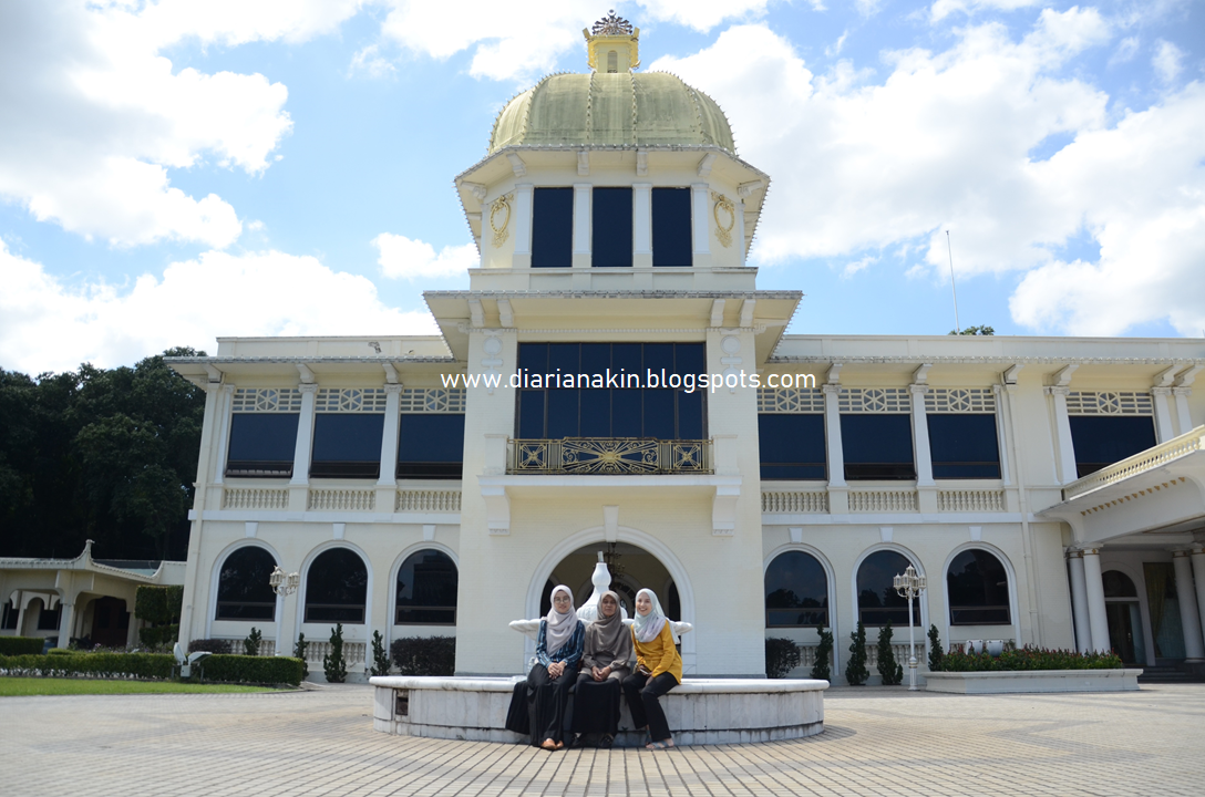 Kuconteng Diari: Melawat Muzium Diraja di Jalan Istana ...