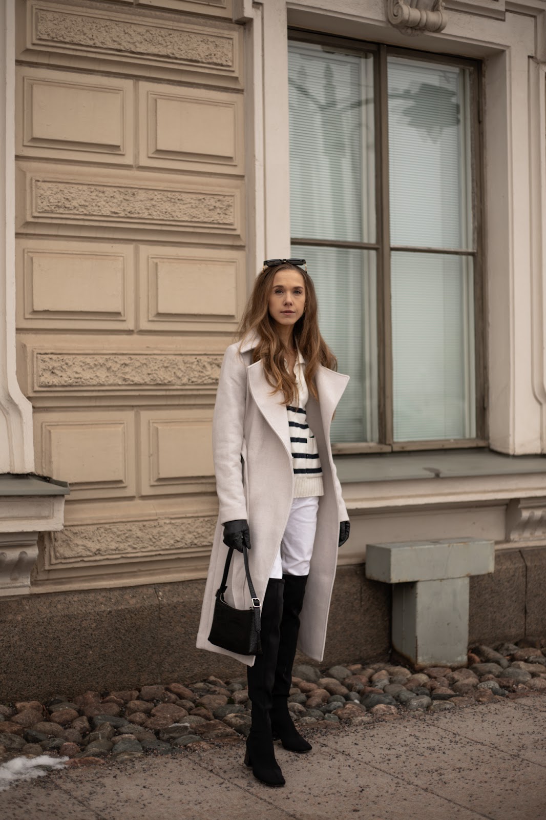 Valkoiset farkut asuinspiraatio // White jeans outfit inspiration