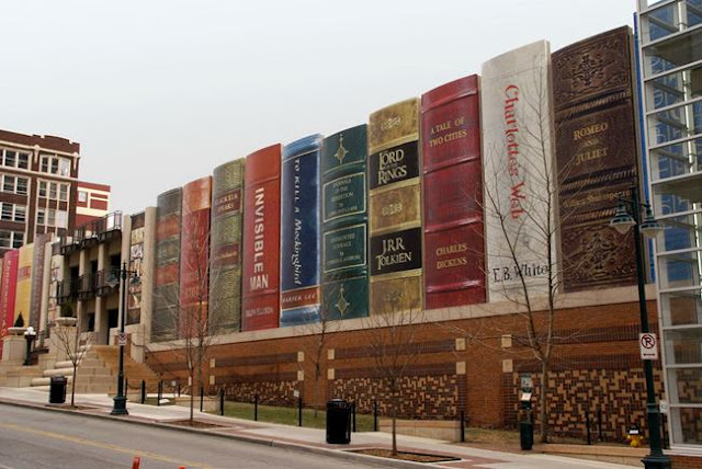 The public library in Kansas City, USA