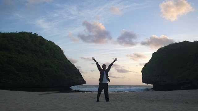 Pantai Greweng Gunungkidul Camp mbloogers Travelblog